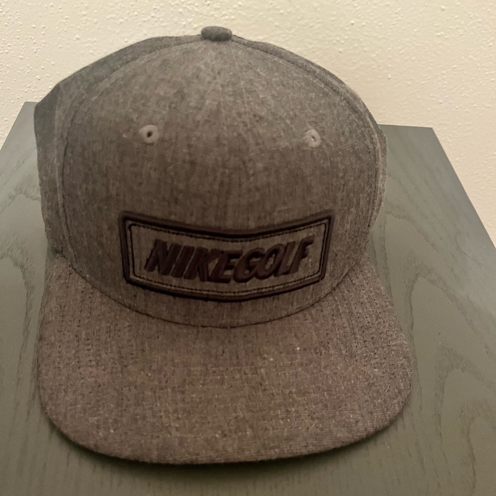 Nike golf cap Heather grey leather closure OS